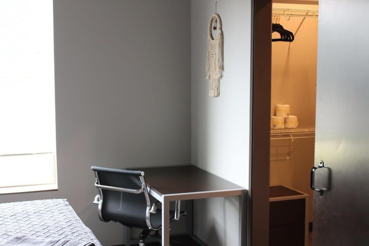 Spacious 2Br Suite Plus Patio Near Iowa State Эймс Экстерьер фото